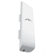Ubiquiti NanoStation M5 5GHz Hi Power 2x2 MIMO AirMax TDMA Station
