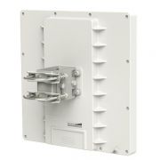 Mikrotik 17dbi 2.4GHz Dual Chain 802.11b/g/n Super High Power Integrated Backbone QRT-2, Gigabit LAN, RouterO